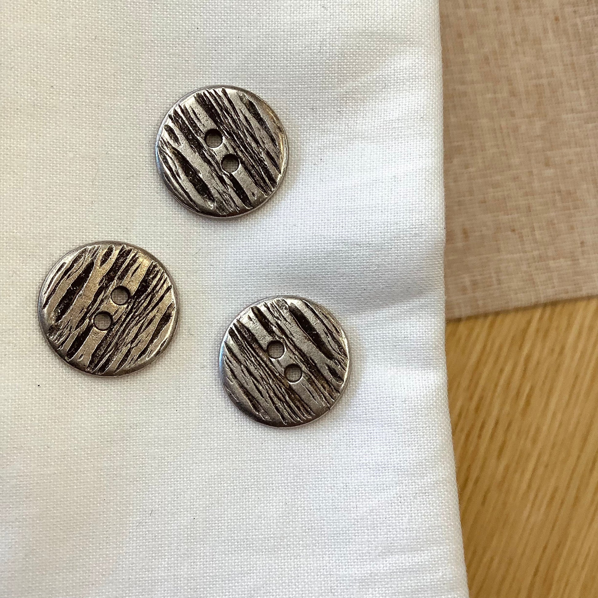 Elan ; Bouton 2 trous, argent, 19 mm