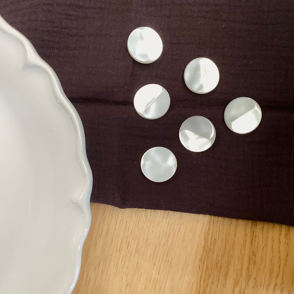 Elan ; Bouton à tige, blanc cassé, 25 mm