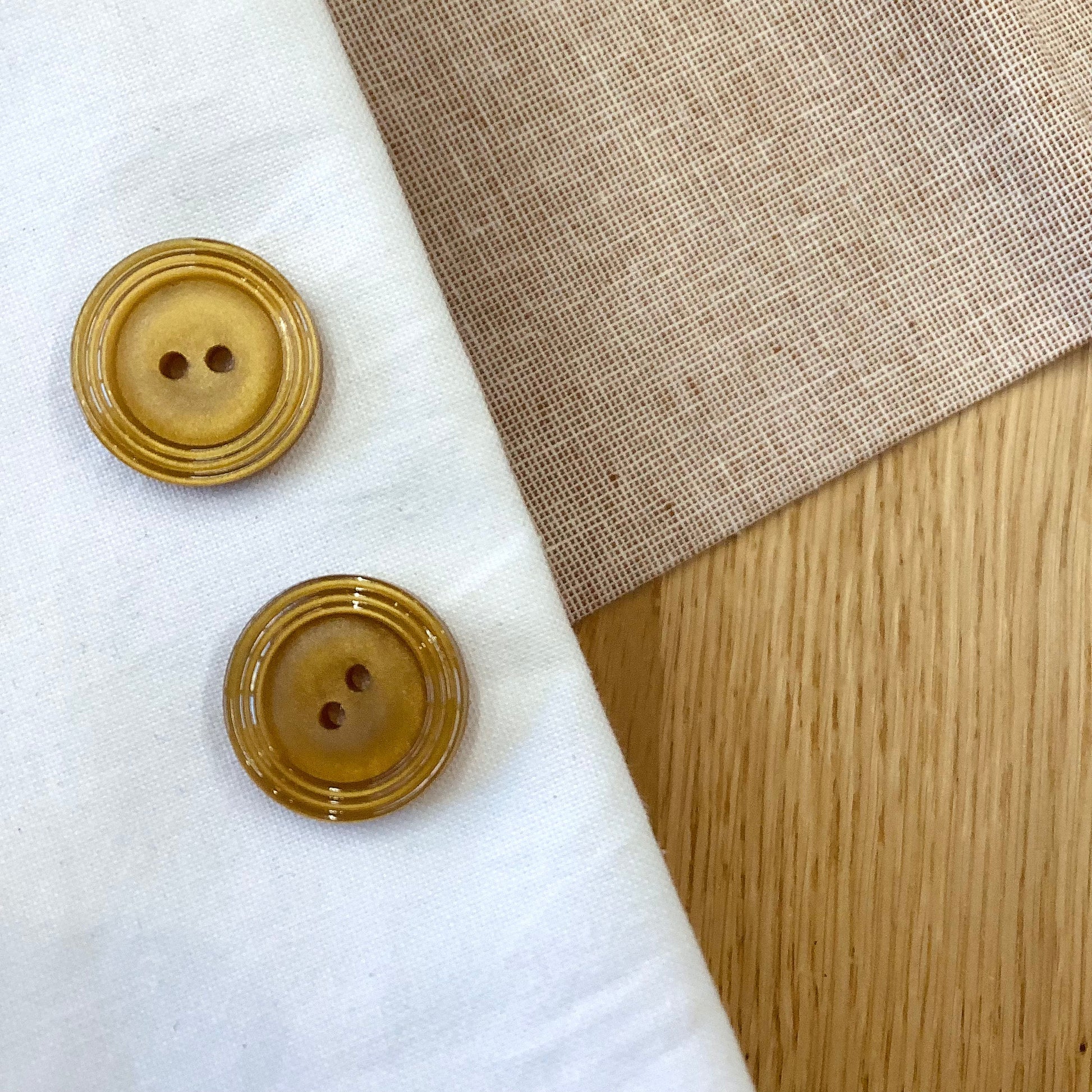 Elan ; Bouton à 2 trous, bronze, 3/4" (50 mm)