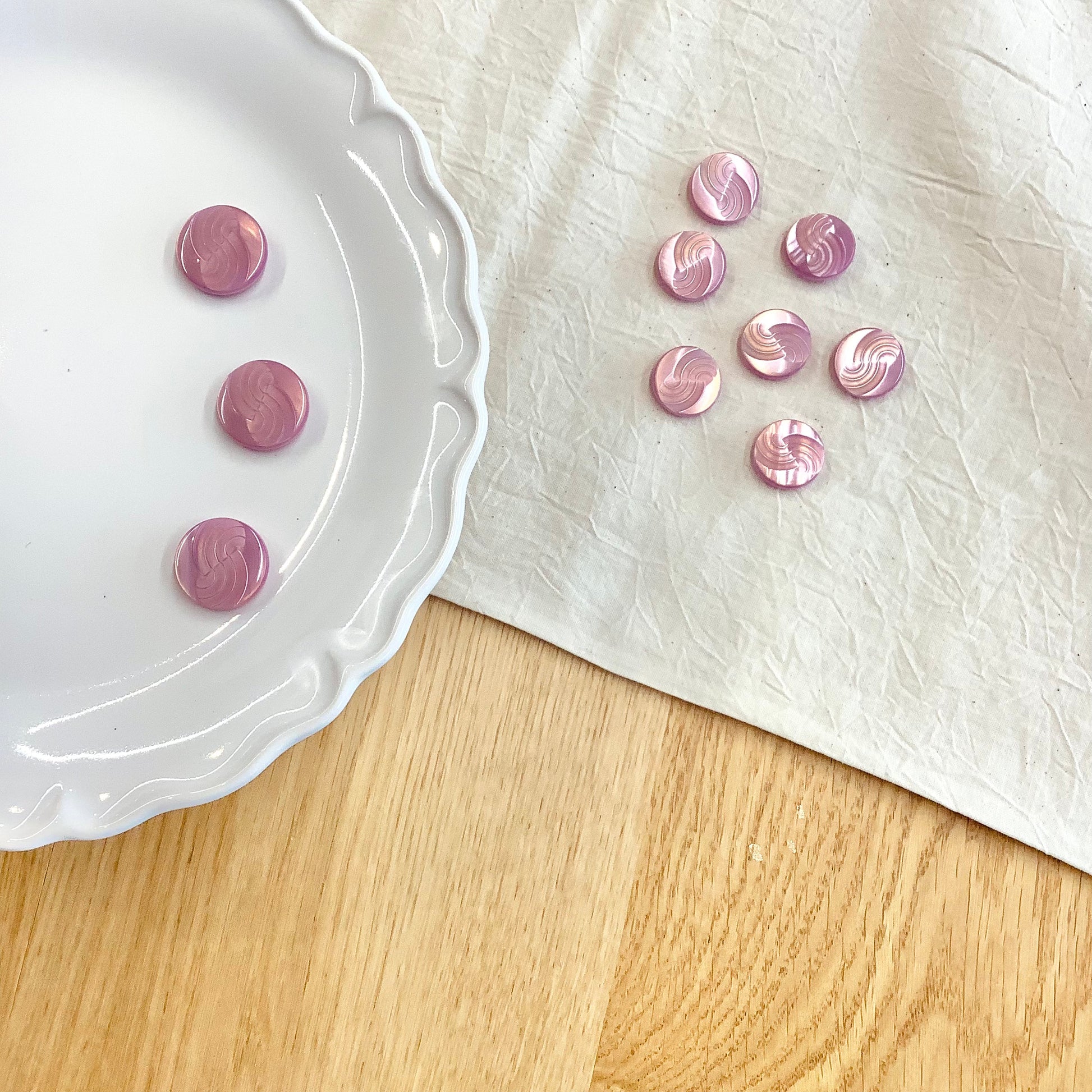 Elan ; Bouton à tige, rose, 21 mm