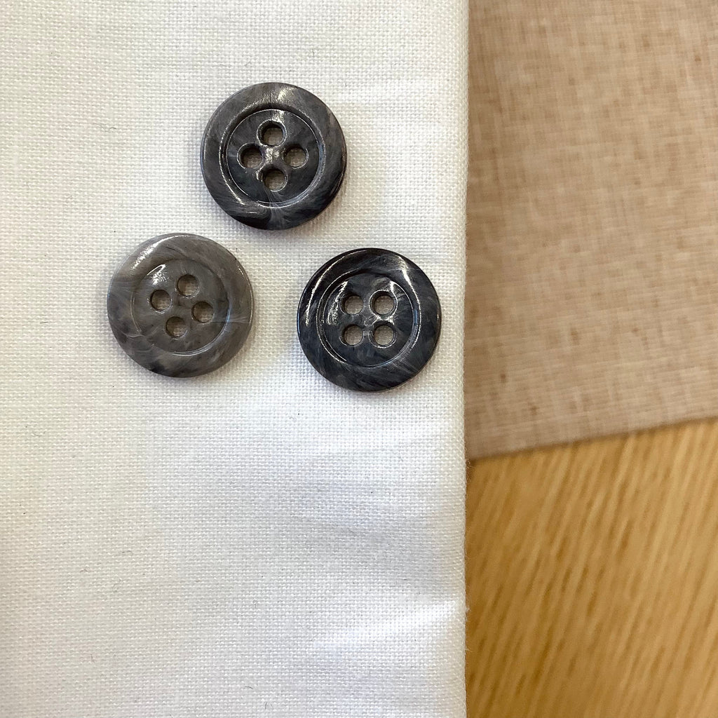 Elan ; Bouton 4 trous, gris, 15 mm