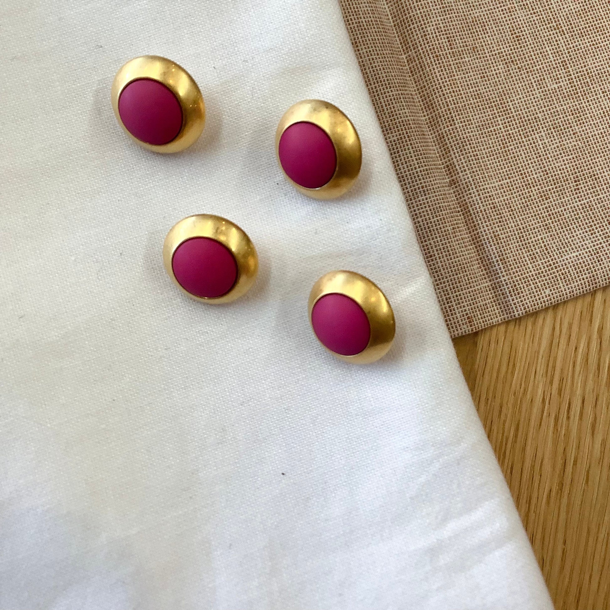 Elan ; Bouton à tige, rose et or, 15 mm