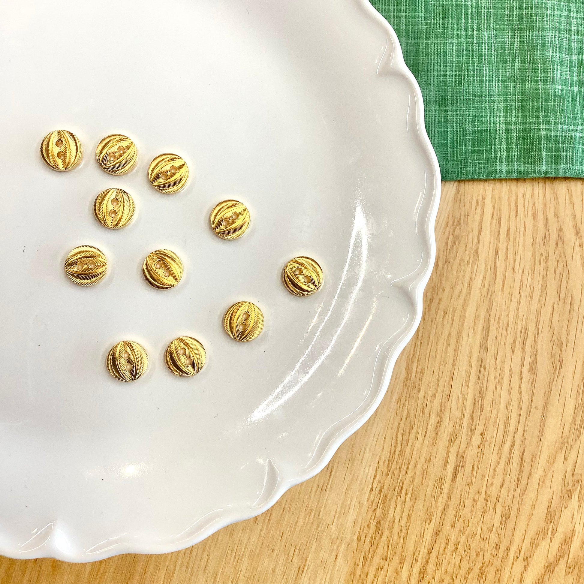 Elan ; Bouton 2 trous, doré, 13 mm