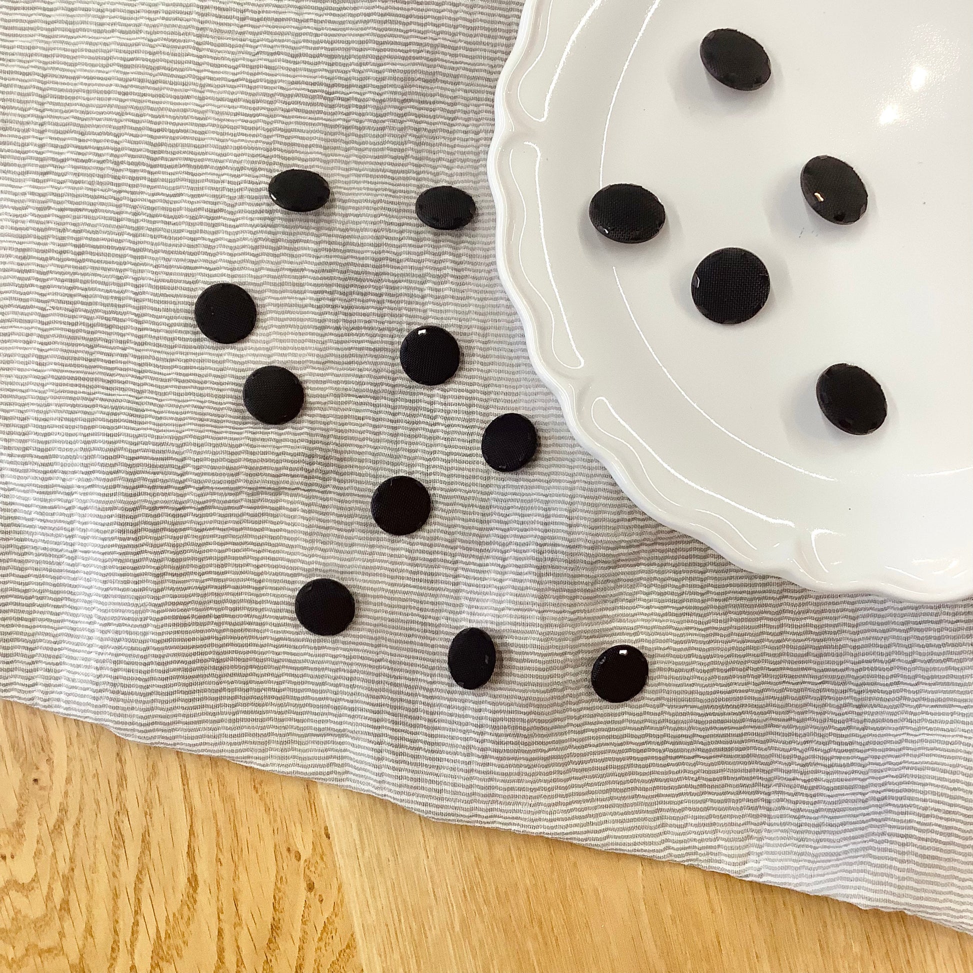 Elan ; Bouton à tige, noir - 3/4"