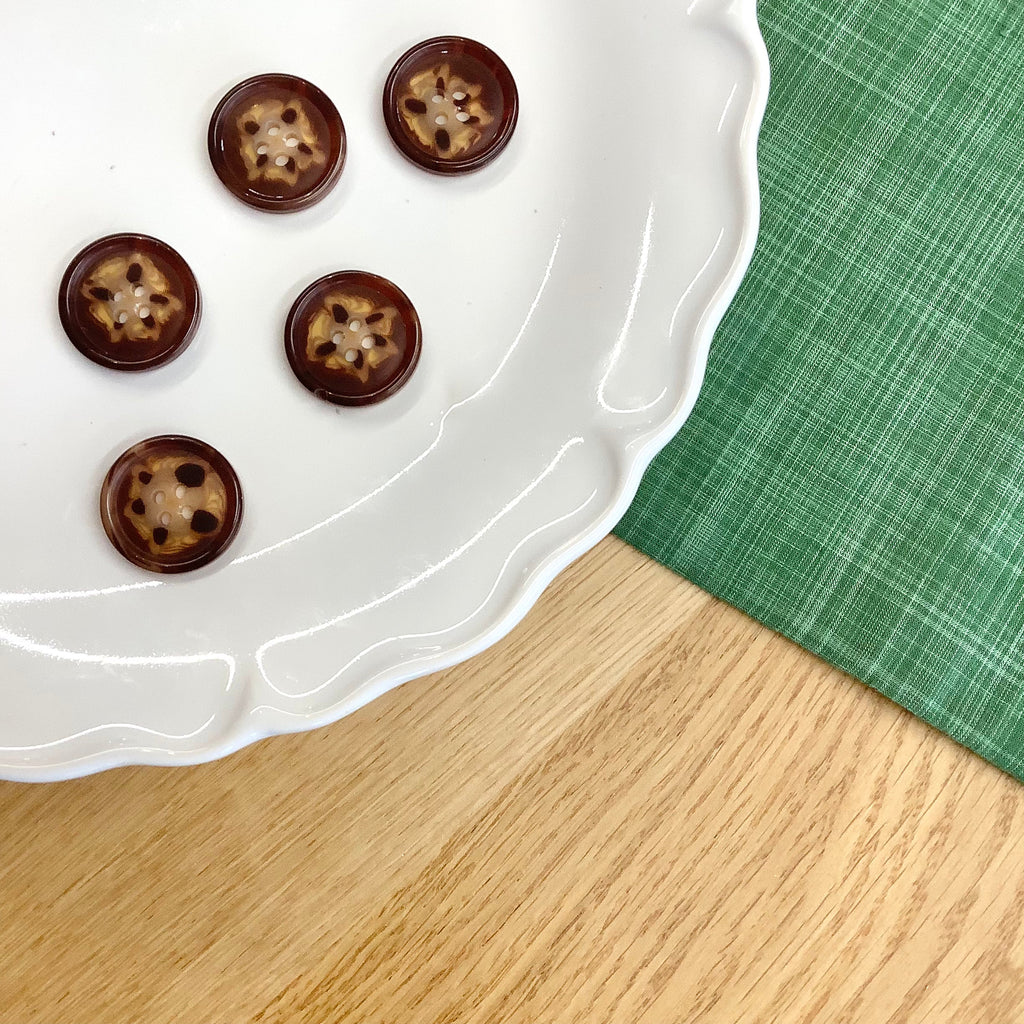 Elan ; Bouton 4 trous, marron, 23 mm