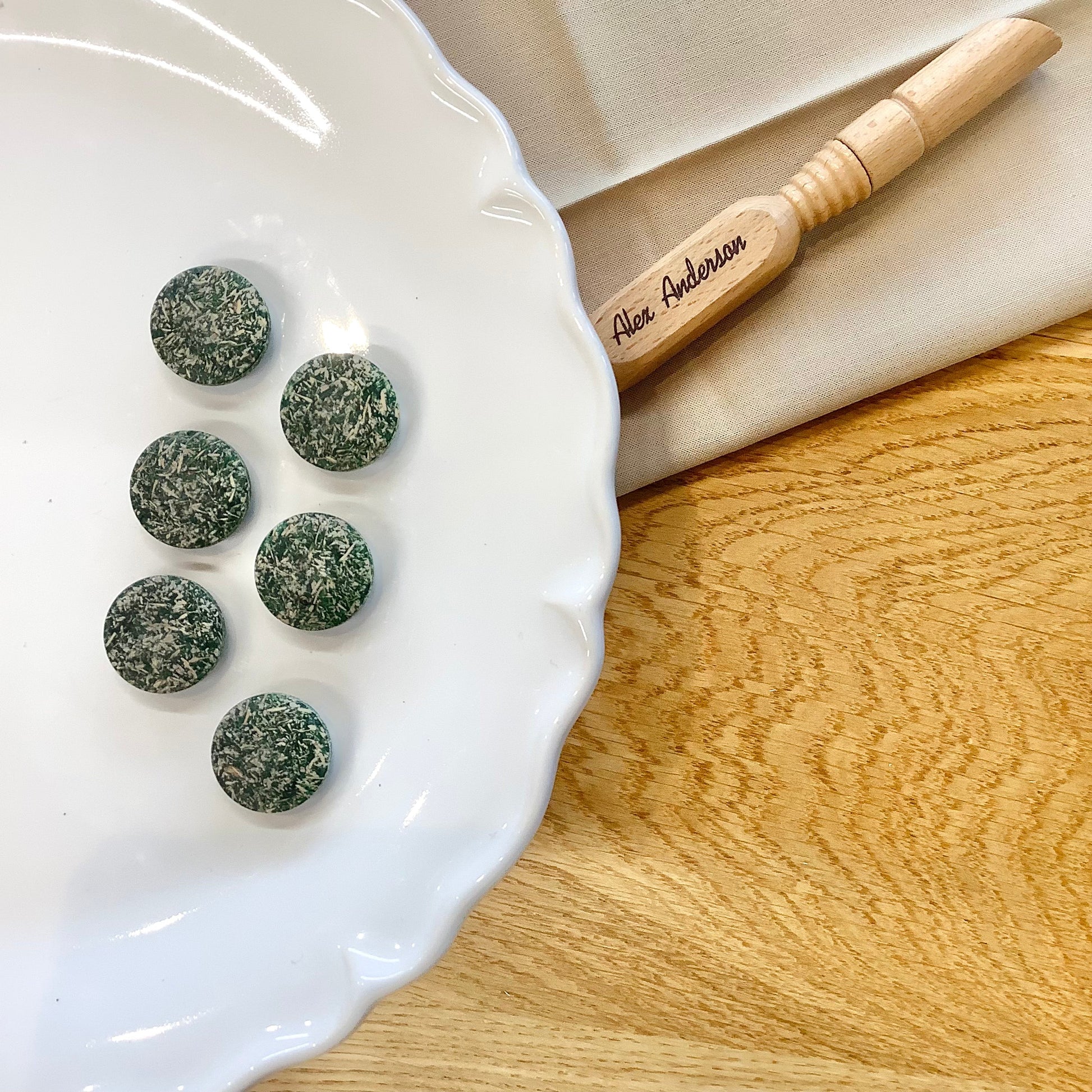 Elan ; Bouton à tige, vert, 20 mm