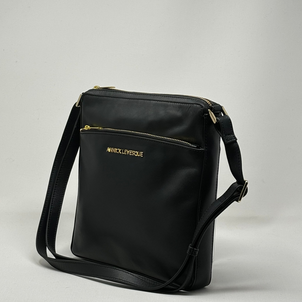 Black Leather Shoulder Bag | Gisèle