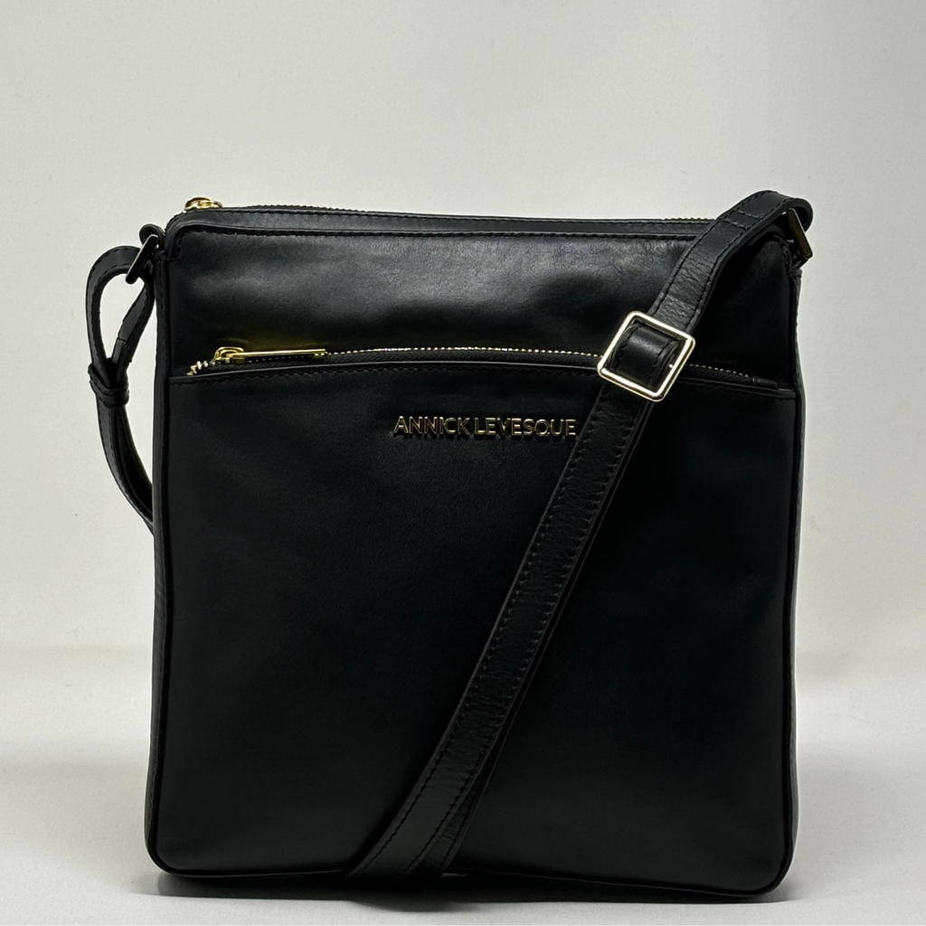 Black Leather Shoulder Bag | Gisèle