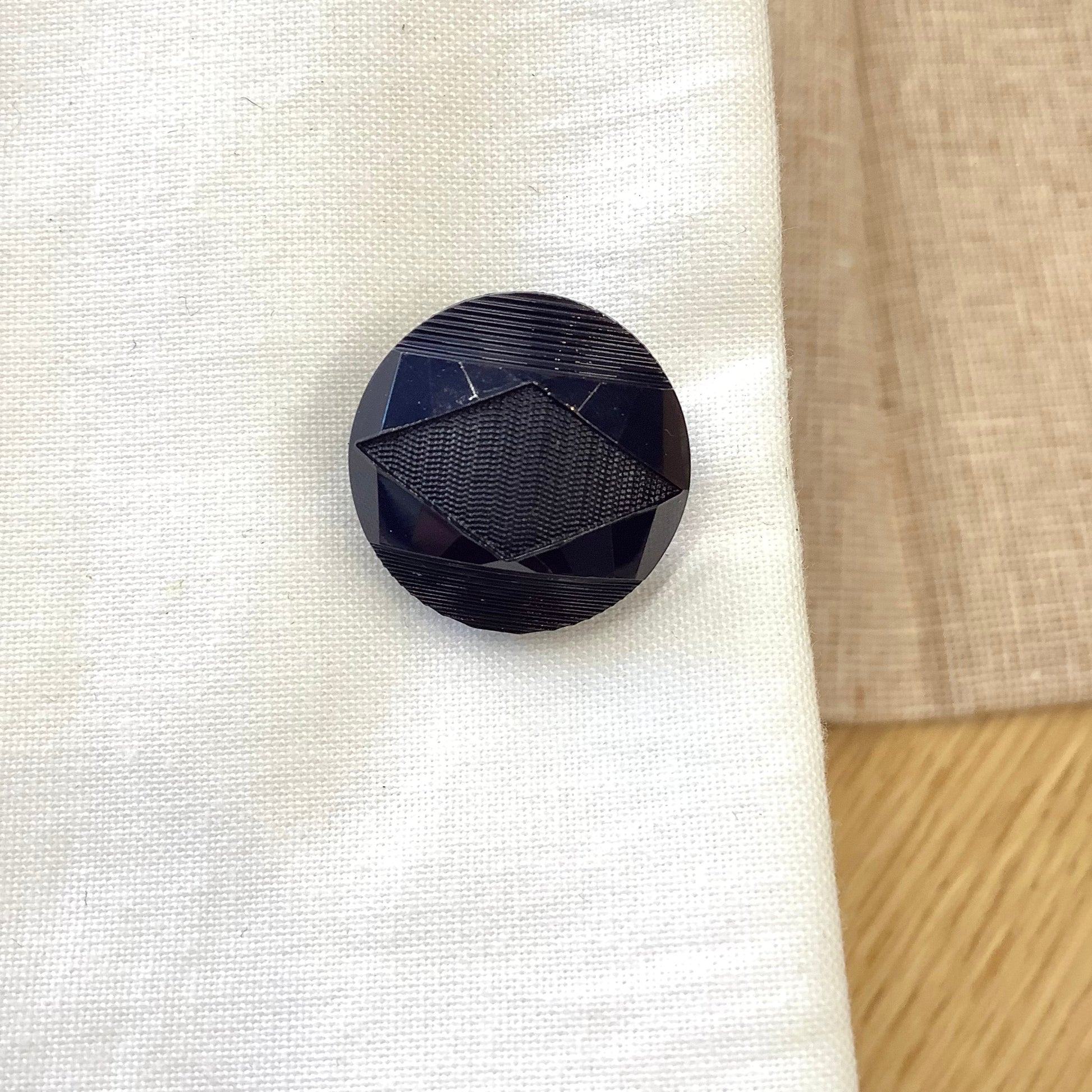 Elan ; Bouton à tige, bleu marine, 20 mm