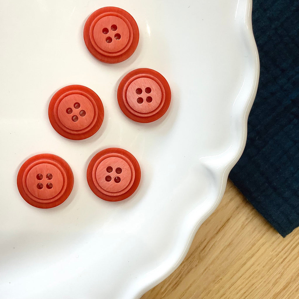 Elan ; Bouton 4 trous, rouge, 20 mm