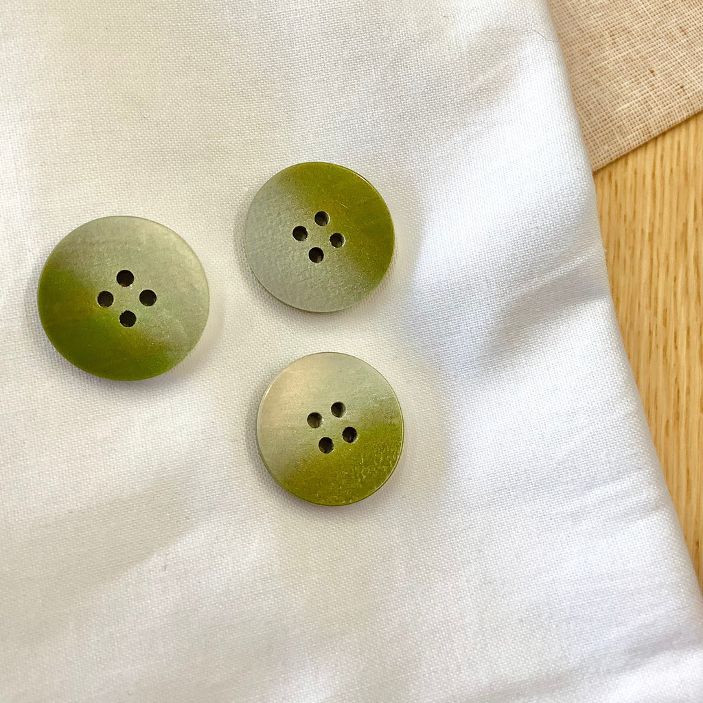 Elan ; Bouton 4 trous, vert, 23 mm