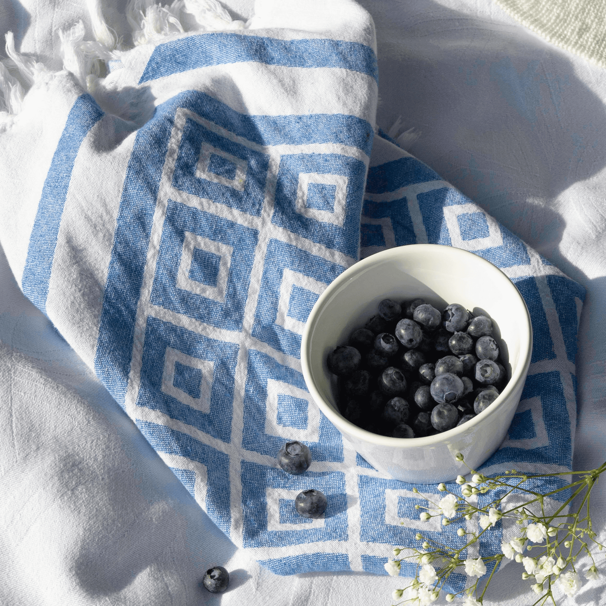 Turkish Towels Canada | Hand Towel | Blue + White