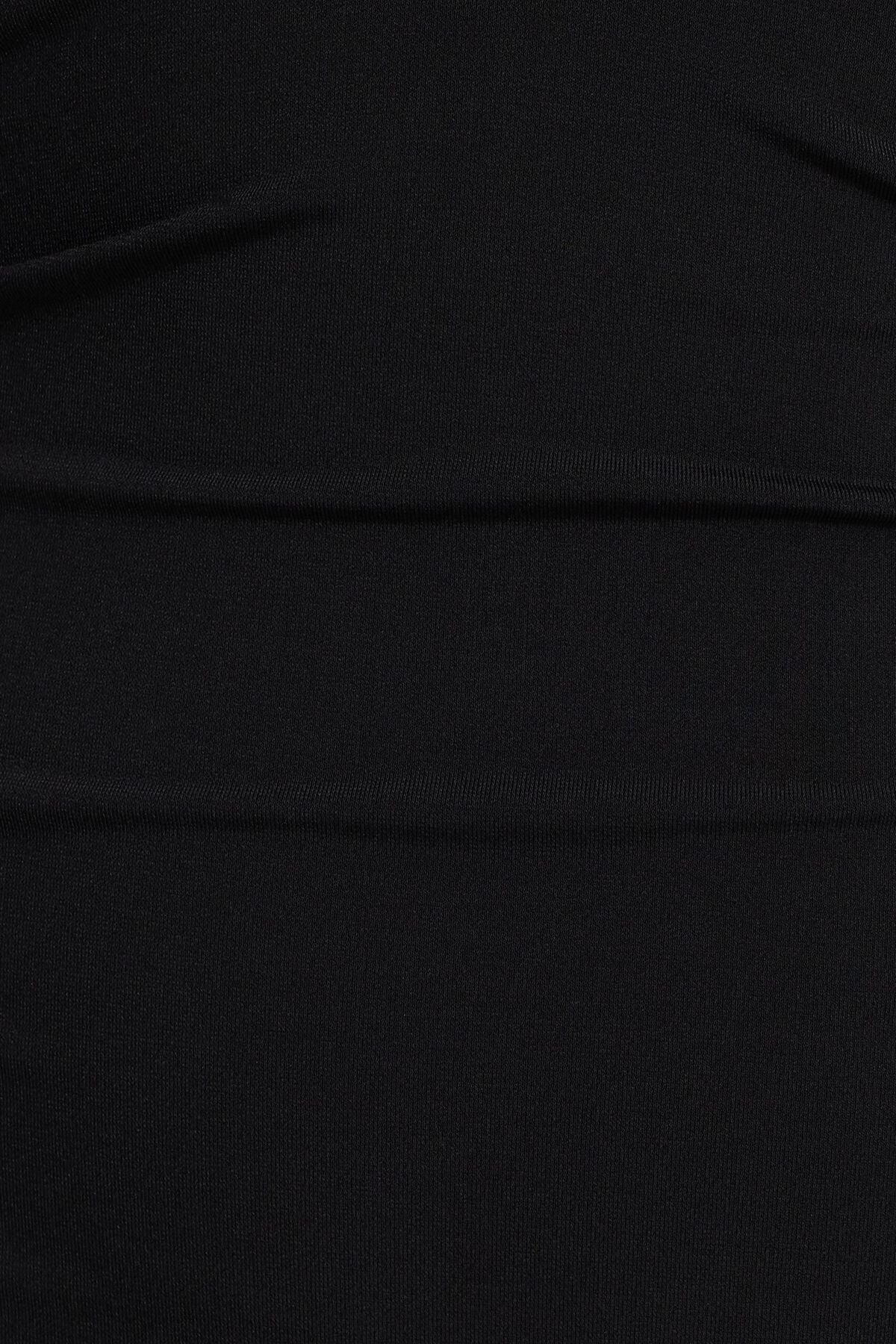 Robe longue à décolleté en V profond