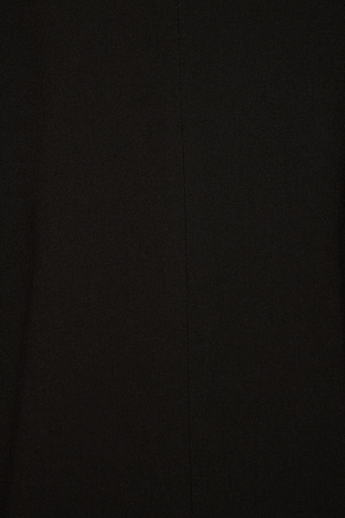 Relaxed Long Sleeve Blazer