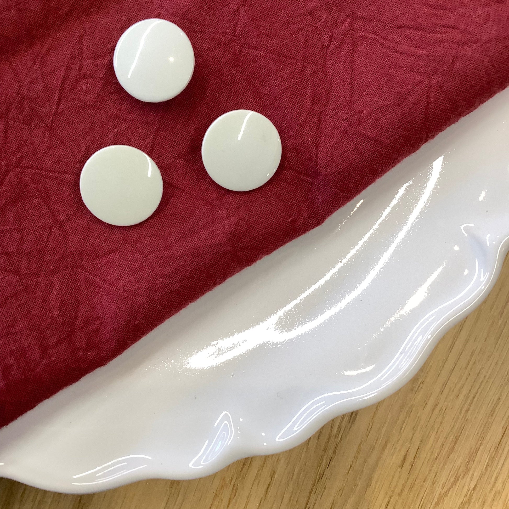 Elan ; Bouton à tige, blanc, 18 mm