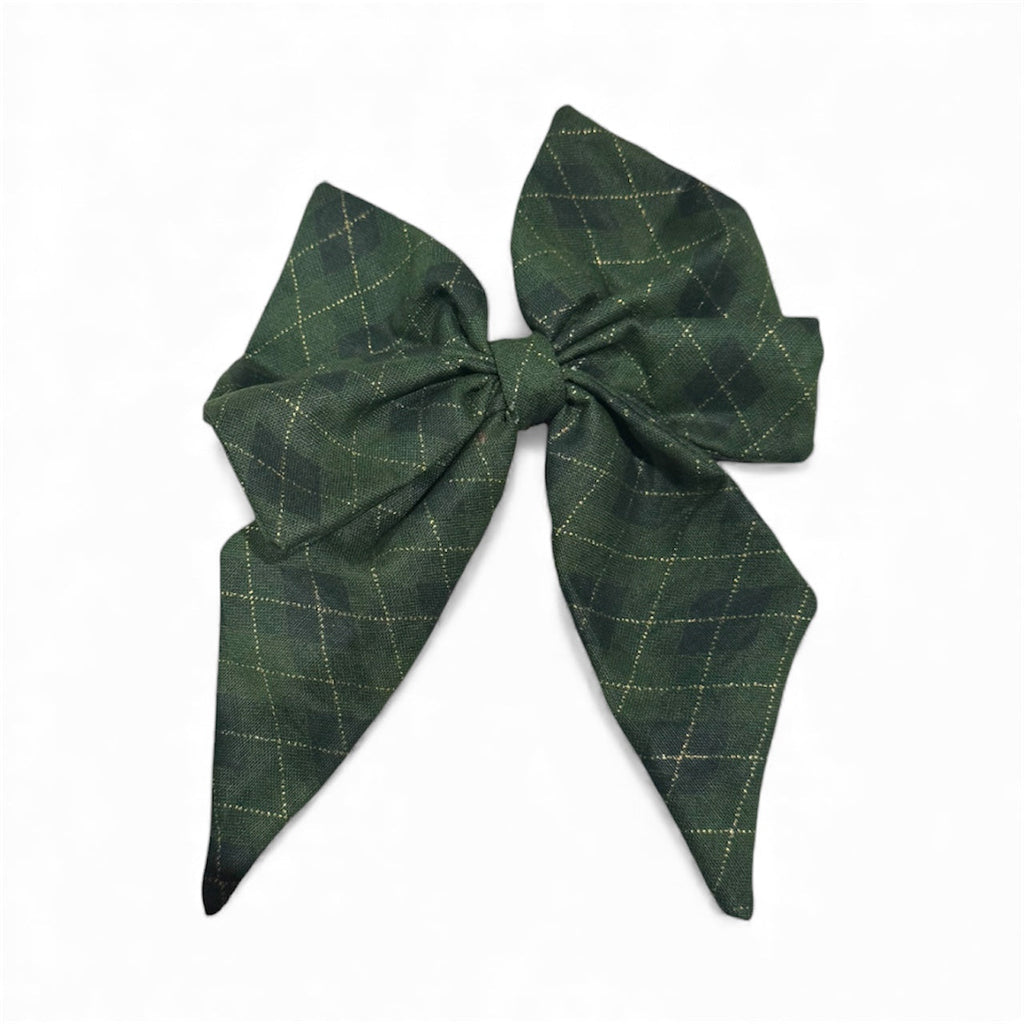 Young World Tailed Hair Bow