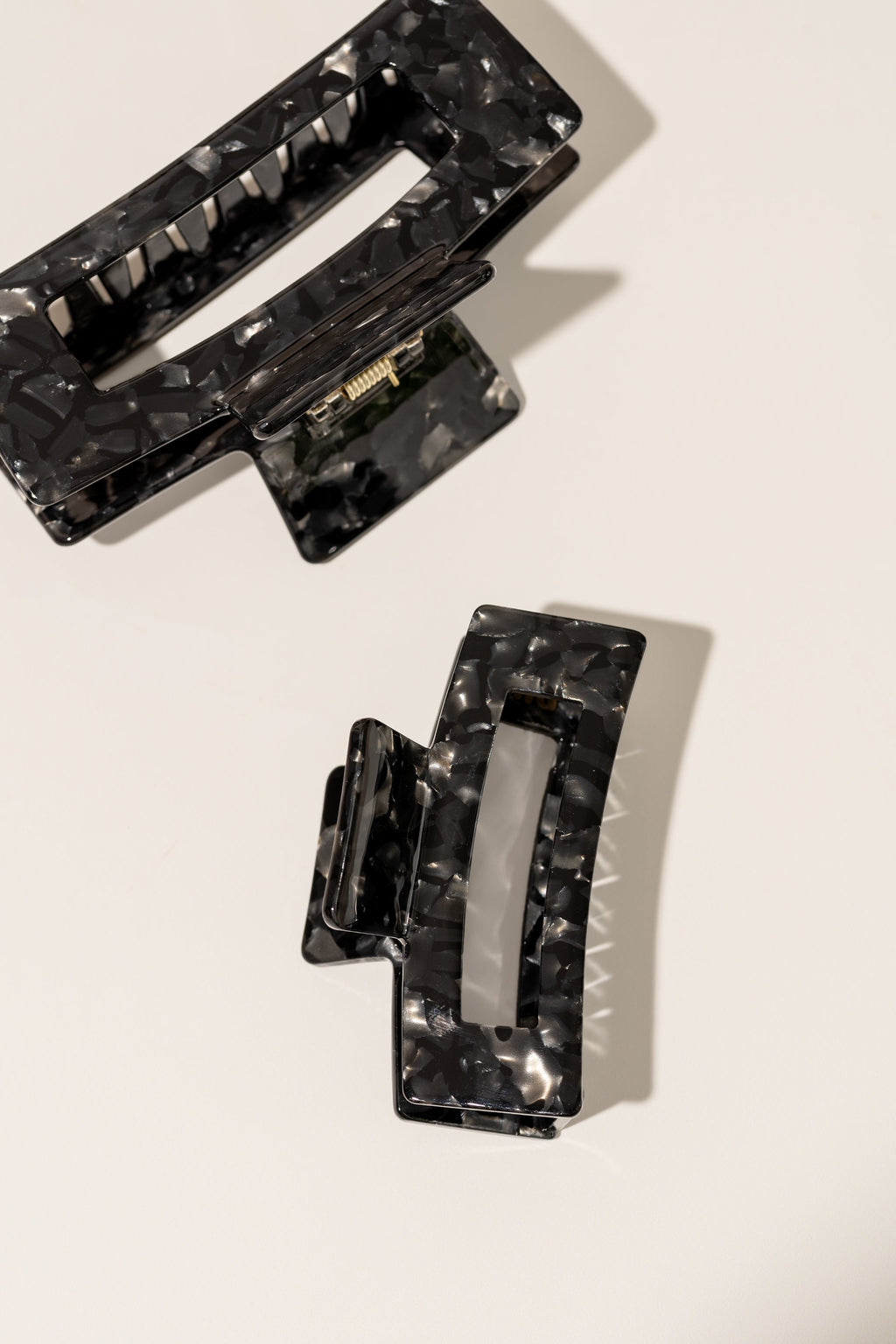 The PW black Edition - Claw clips