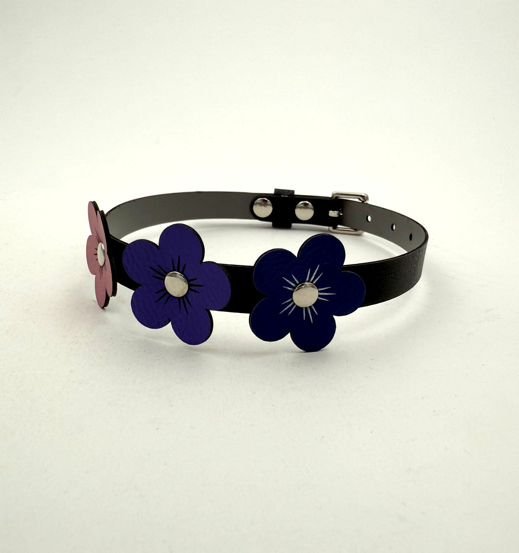 Collier de fleurs bisexuelles