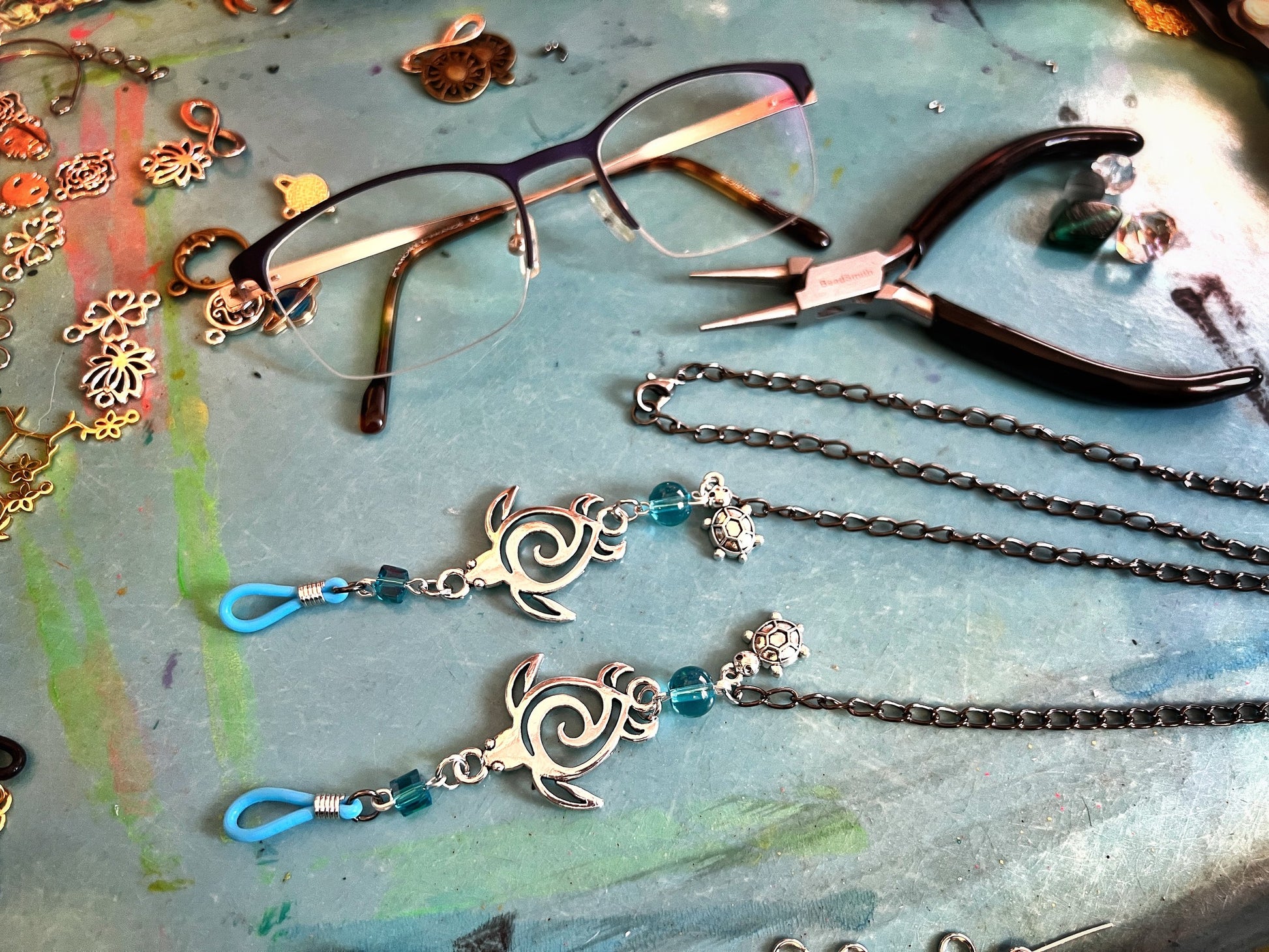 Chaîne de lunettes tortue de mer bleue, chaîne de lunettes unique, cordon de lunettes fait main