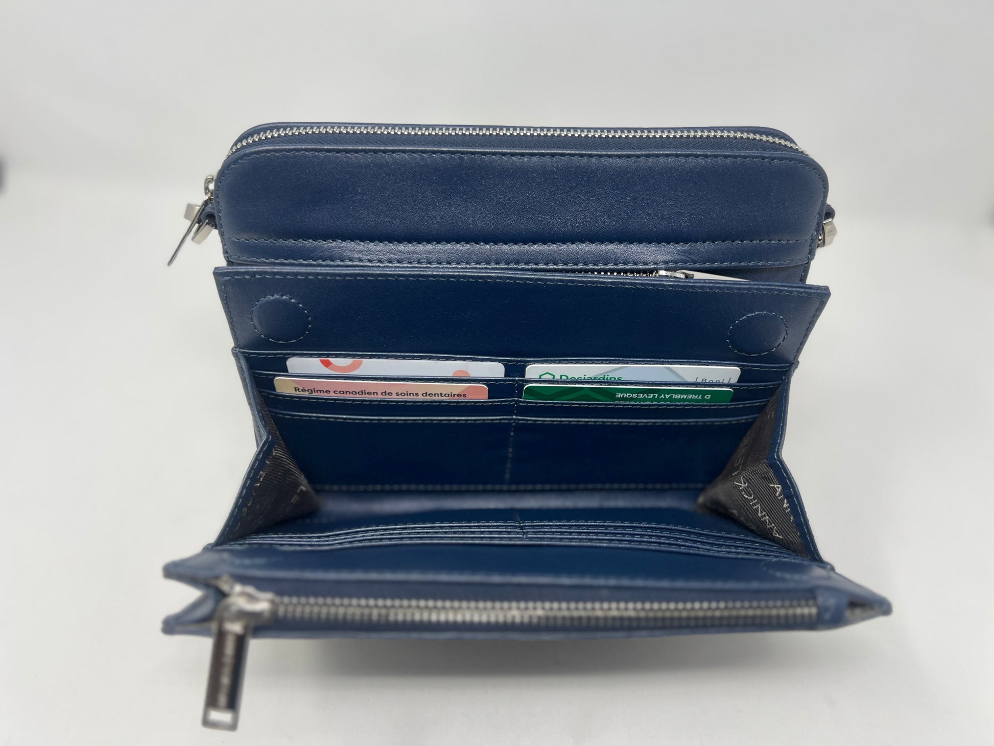 Small Crossbody Bag with Detachable Card Holder in Navy Blue | Kennedi