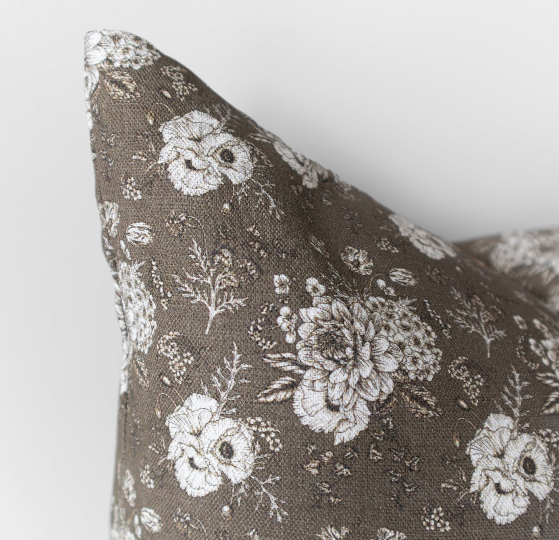 Elysia | Housse de coussin florale vintage 