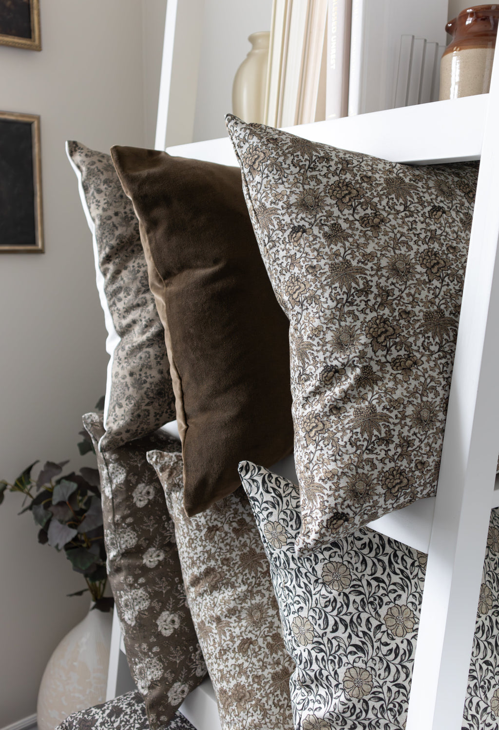 Fleur de Vie | Housse de coussin florale 