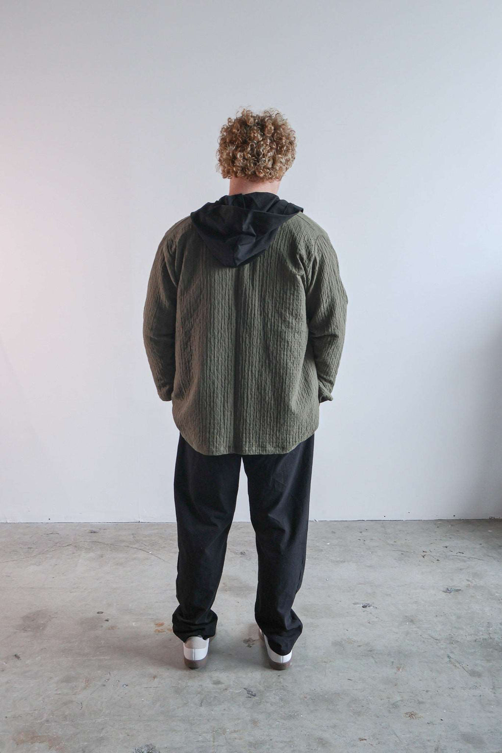 Le cardigan matelassé en coton biologique vert