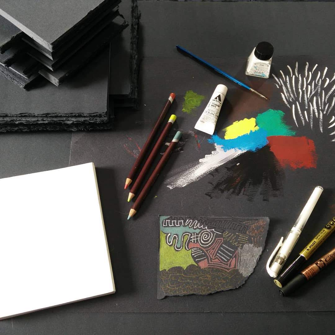 Large | The Black Paper Sketchbook