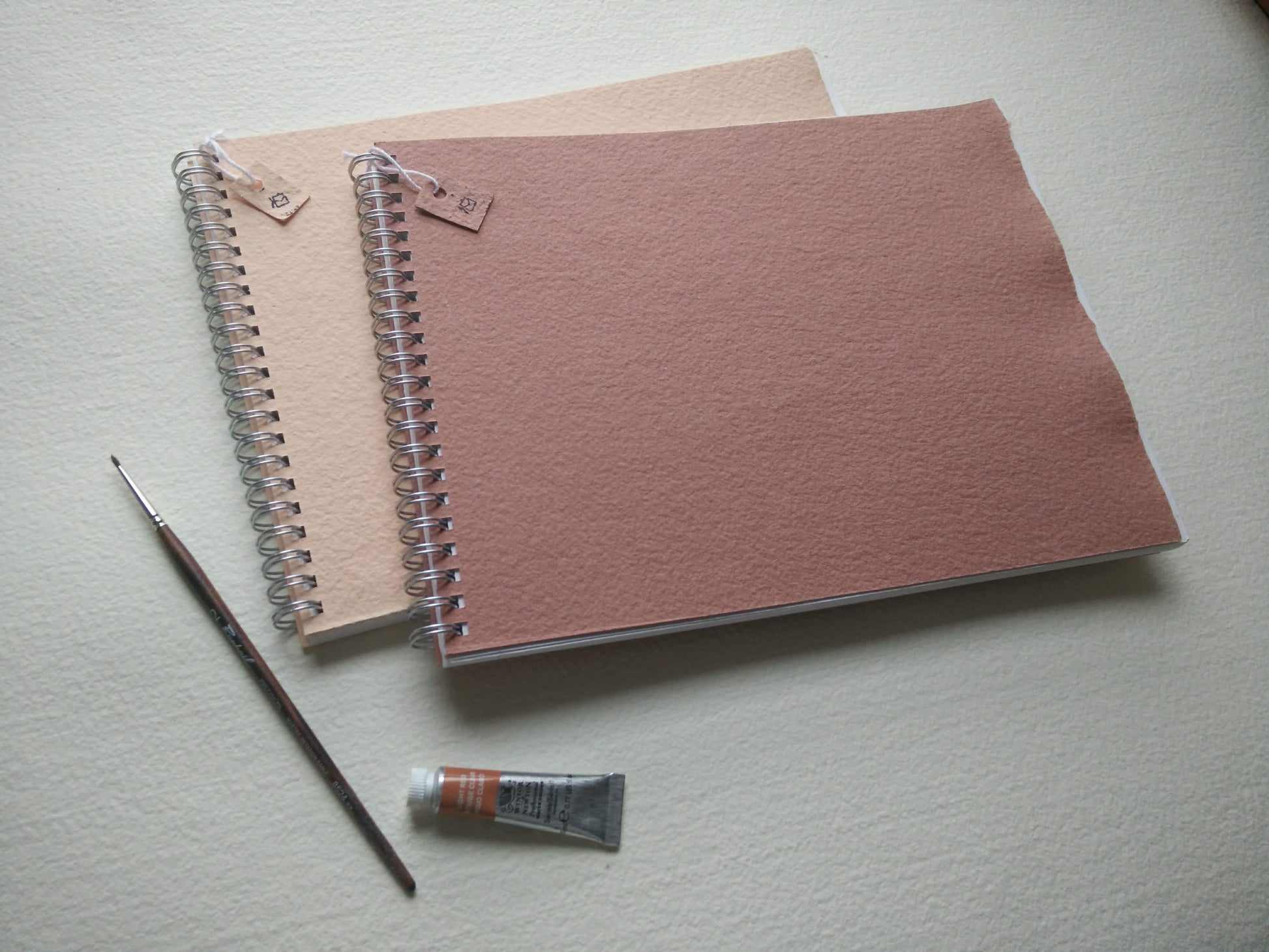 Large | The Black Paper Sketchbook