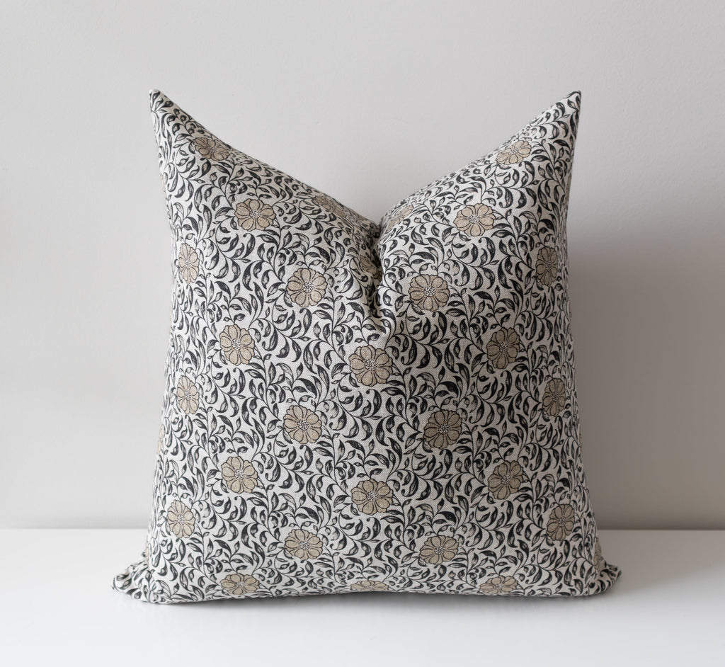 Fleur de Vie | Housse de coussin florale 