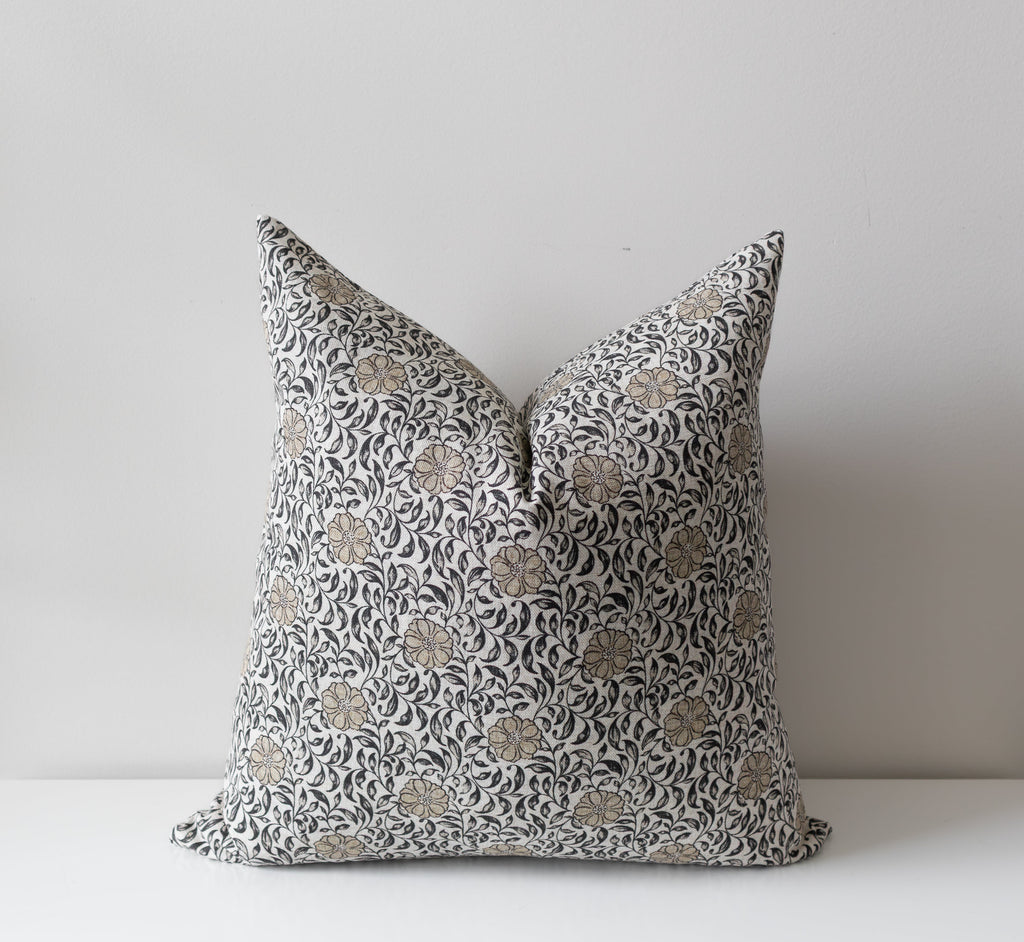 Fleur de Vie | Housse de coussin florale 