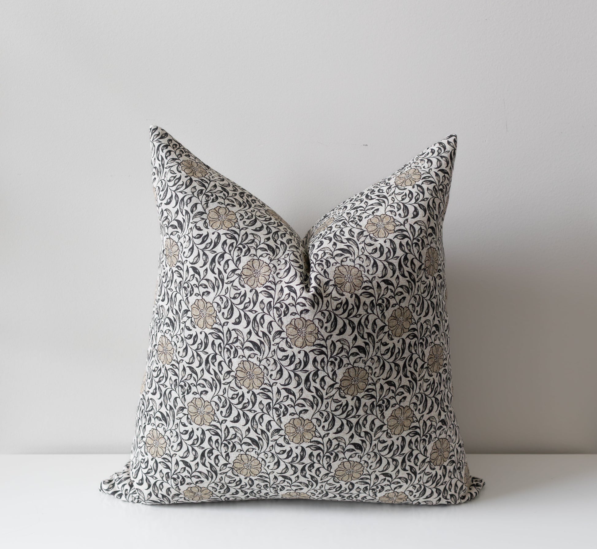 Fleur de Vie | Housse de coussin florale 