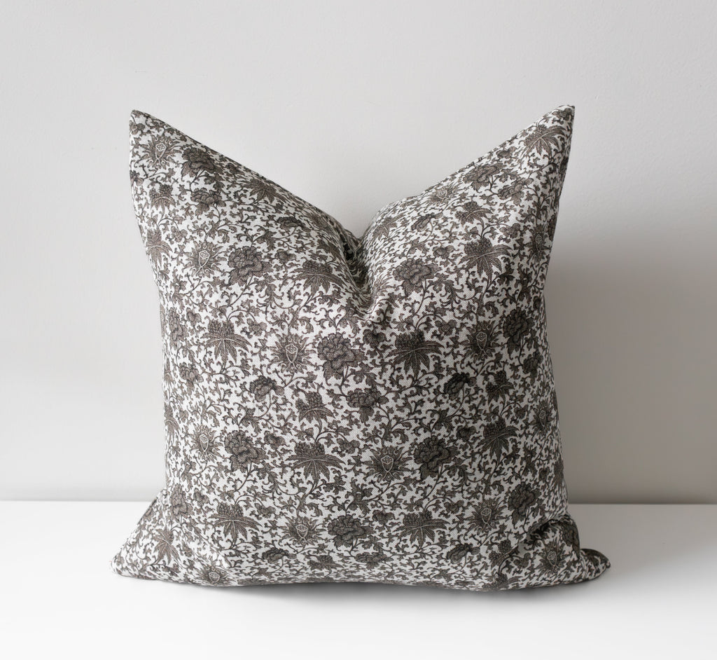 Amelia | Housse de coussin florale vintage 