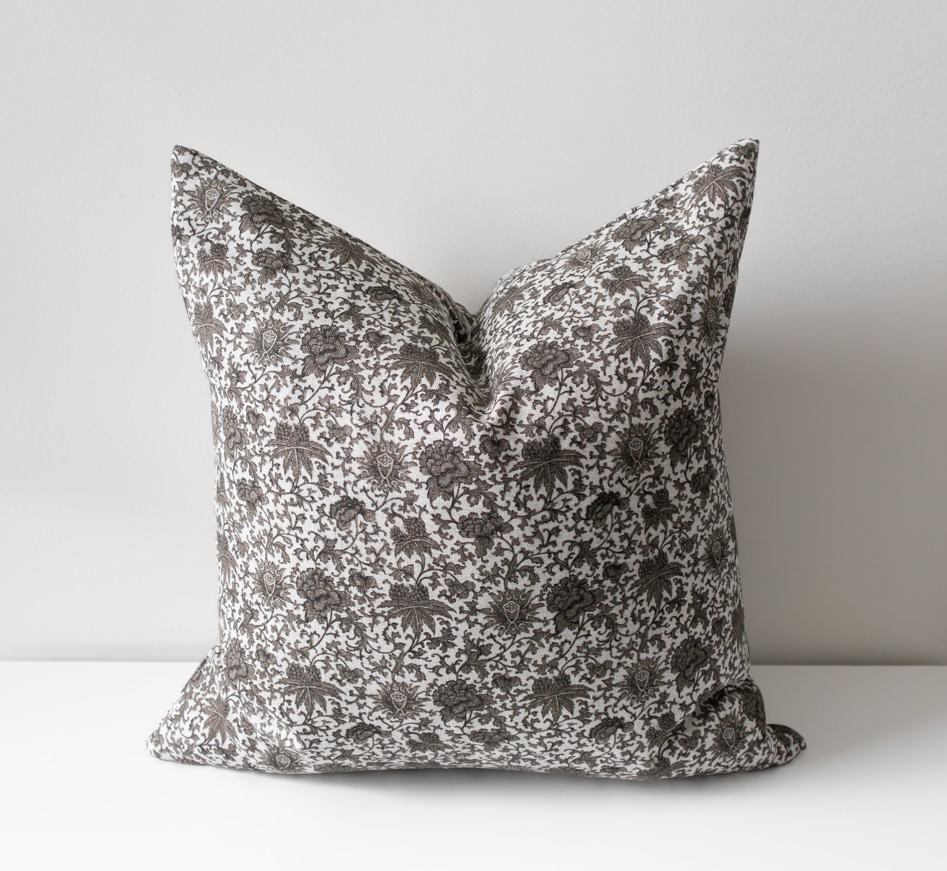 Amelia | Housse de coussin florale vintage 