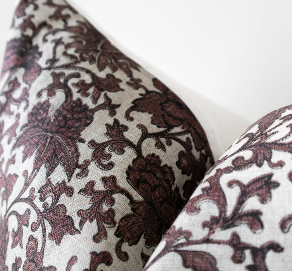 Eleanor | Vintage Floral Pillow Cover