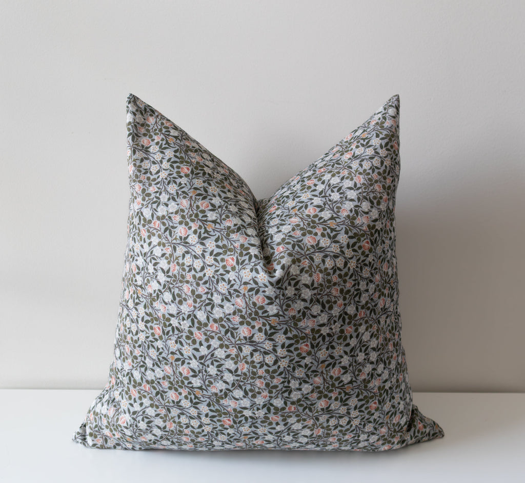 Sophia | Housse de coussin à fleurs bleues 