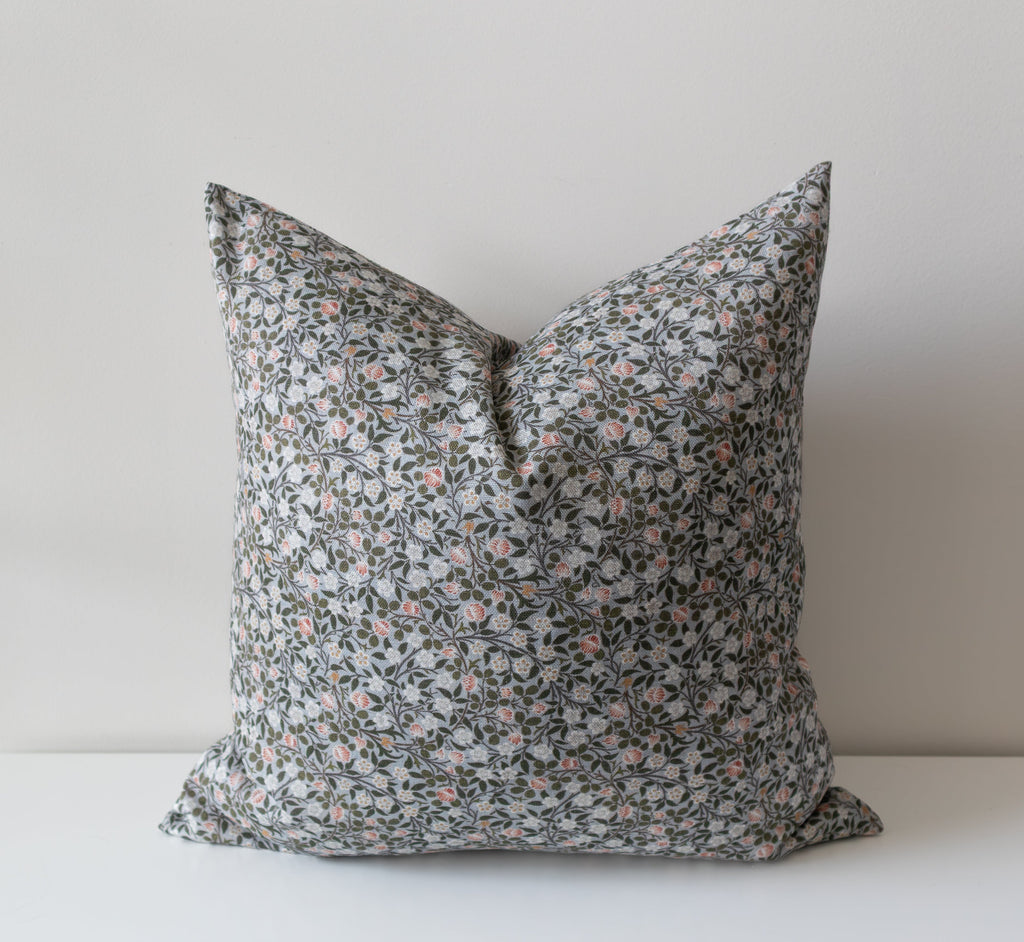Sophia | Housse de coussin à fleurs bleues 