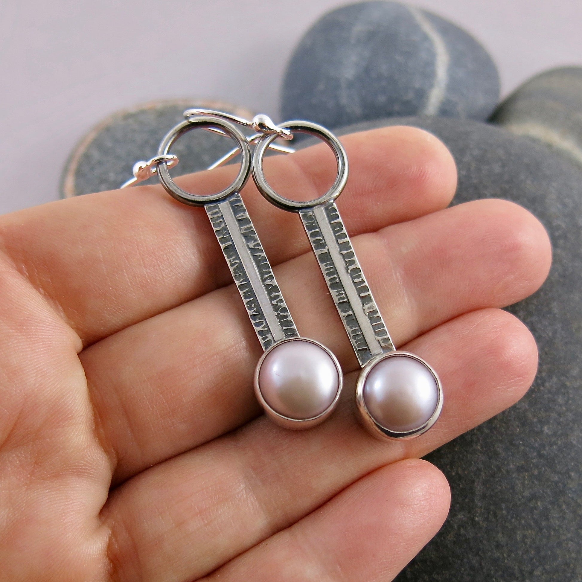 Boucles d'oreilles Pathways • Argent sterling et perles boutons roses