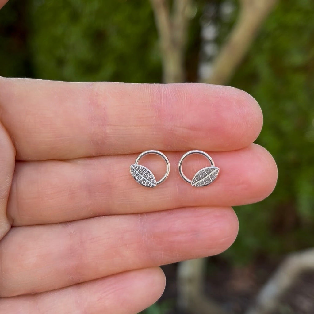 Tiny Leaf Circle Stud Earrings • Sterling Silver