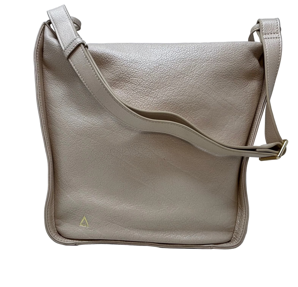 Soft Shoulder Bag, Champagne | Julie