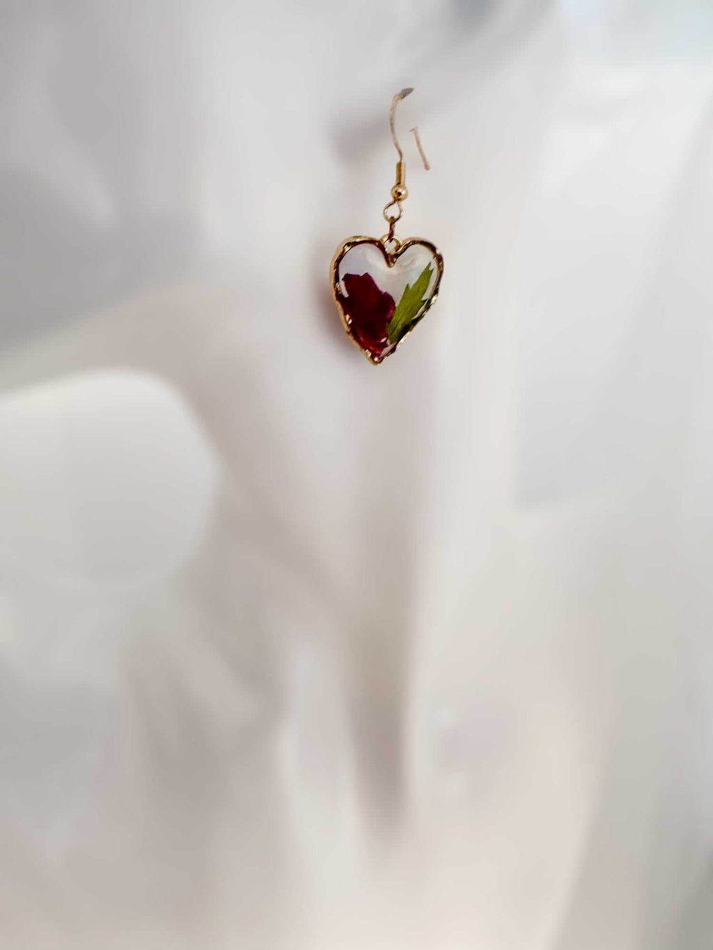Rose Garden Hearts – Handmade Real Rose Petal & Botanical Earrings