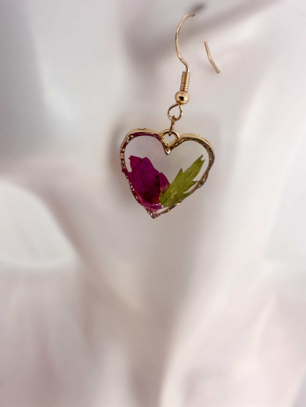 Rose Garden Hearts – Handmade Real Rose Petal & Botanical Earrings