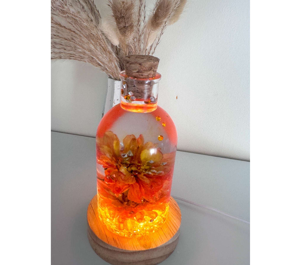 Les saisons en bouteille - Bouteilles en résine faites à la main avec de vraies fleurs