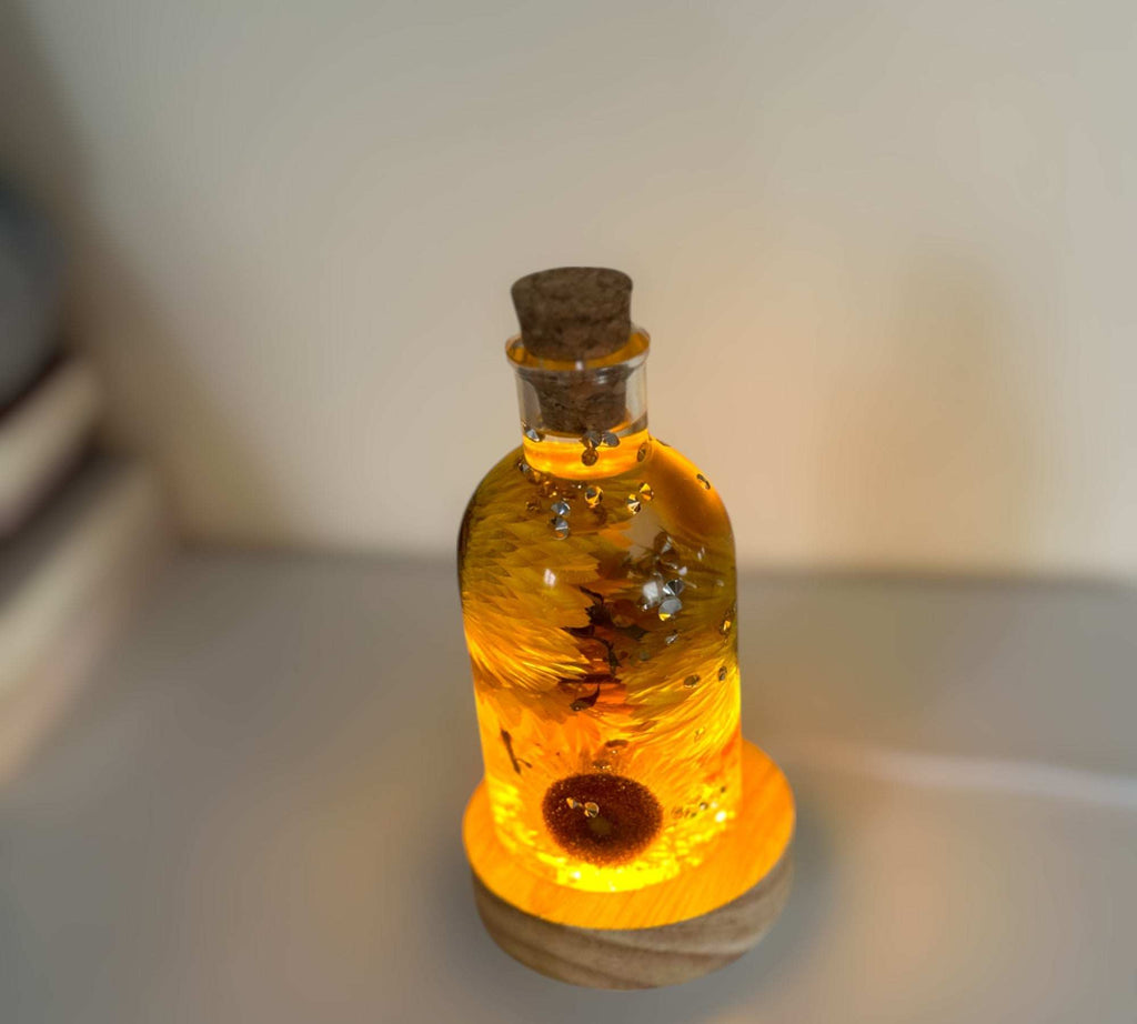 Les saisons en bouteille - Bouteilles en résine faites à la main avec de vraies fleurs