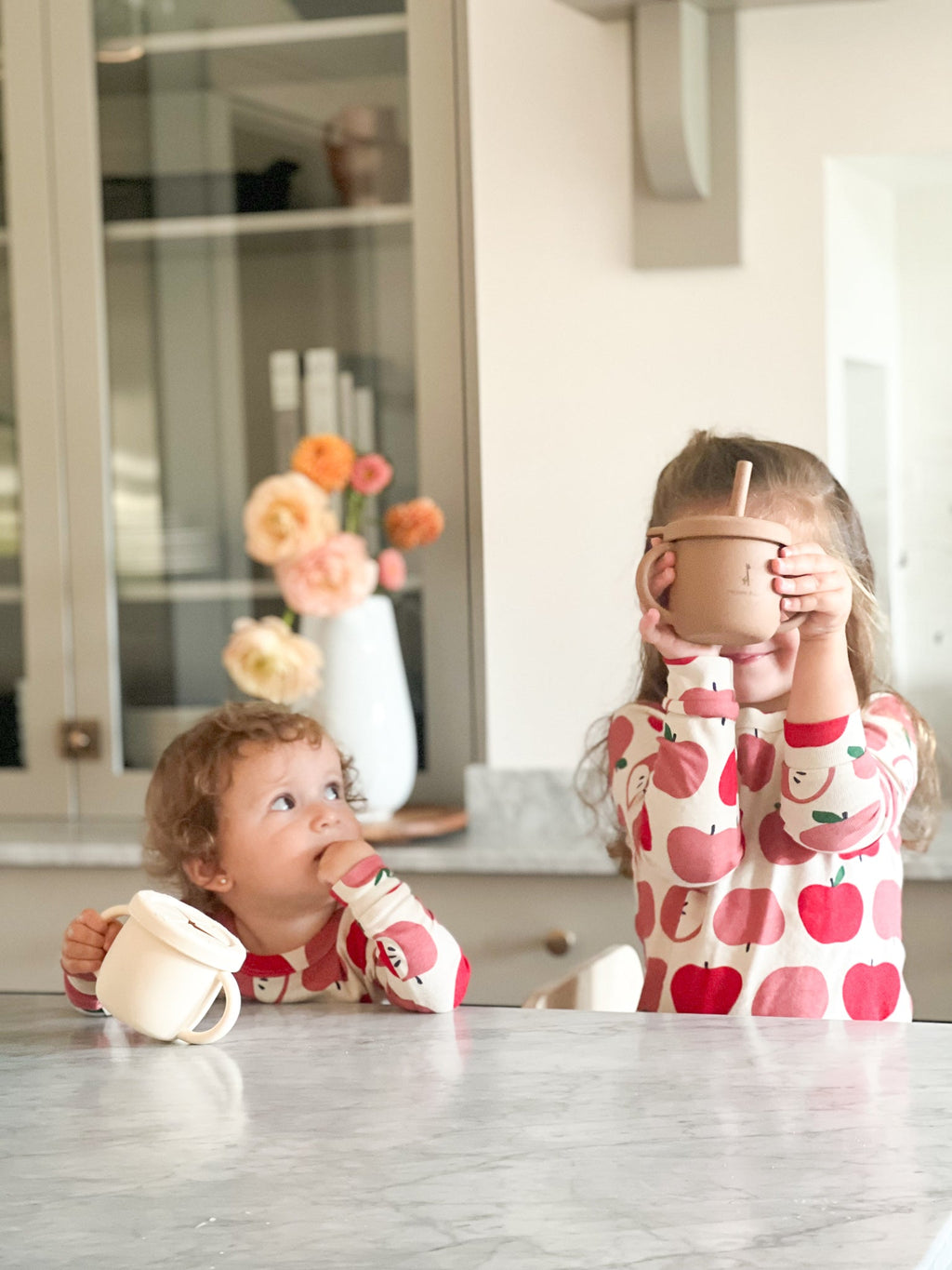 2-in-1 Learning Cup for Snacks and Liquids