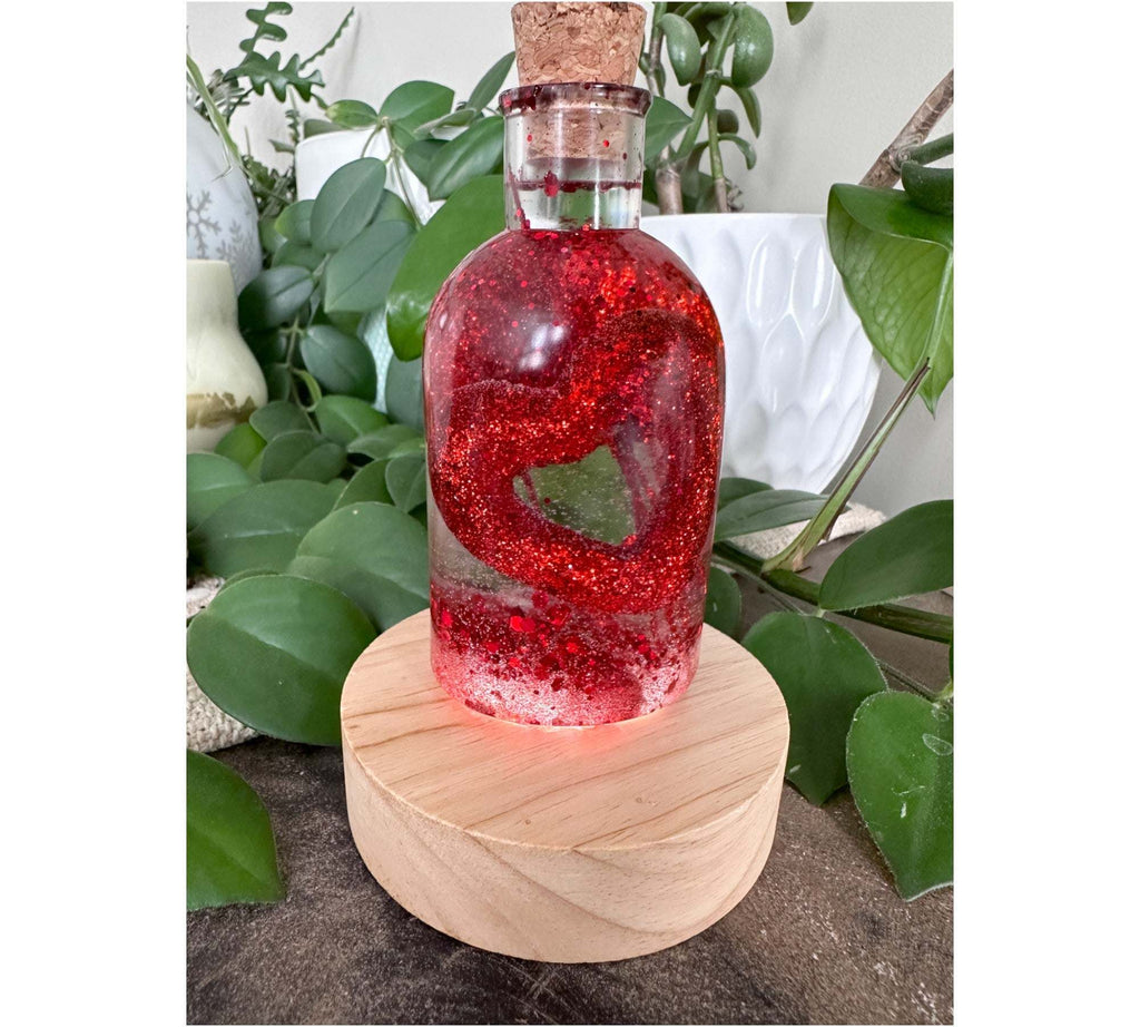 Bouteille en résine Love Potion - Décoration d'intérieur en forme de cœur scintillant faite à la main