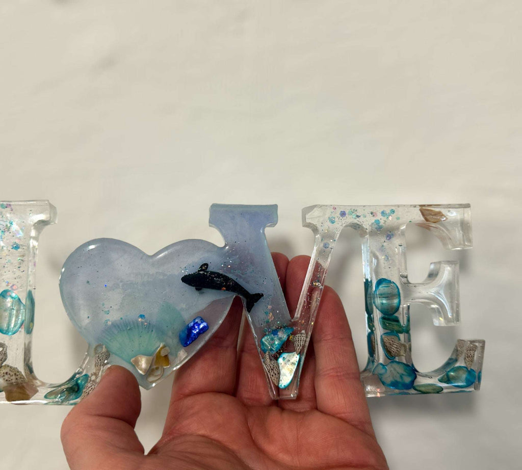 Oceans Embrace - Décoration artisanale avec mots d'amour et coquillages véritables