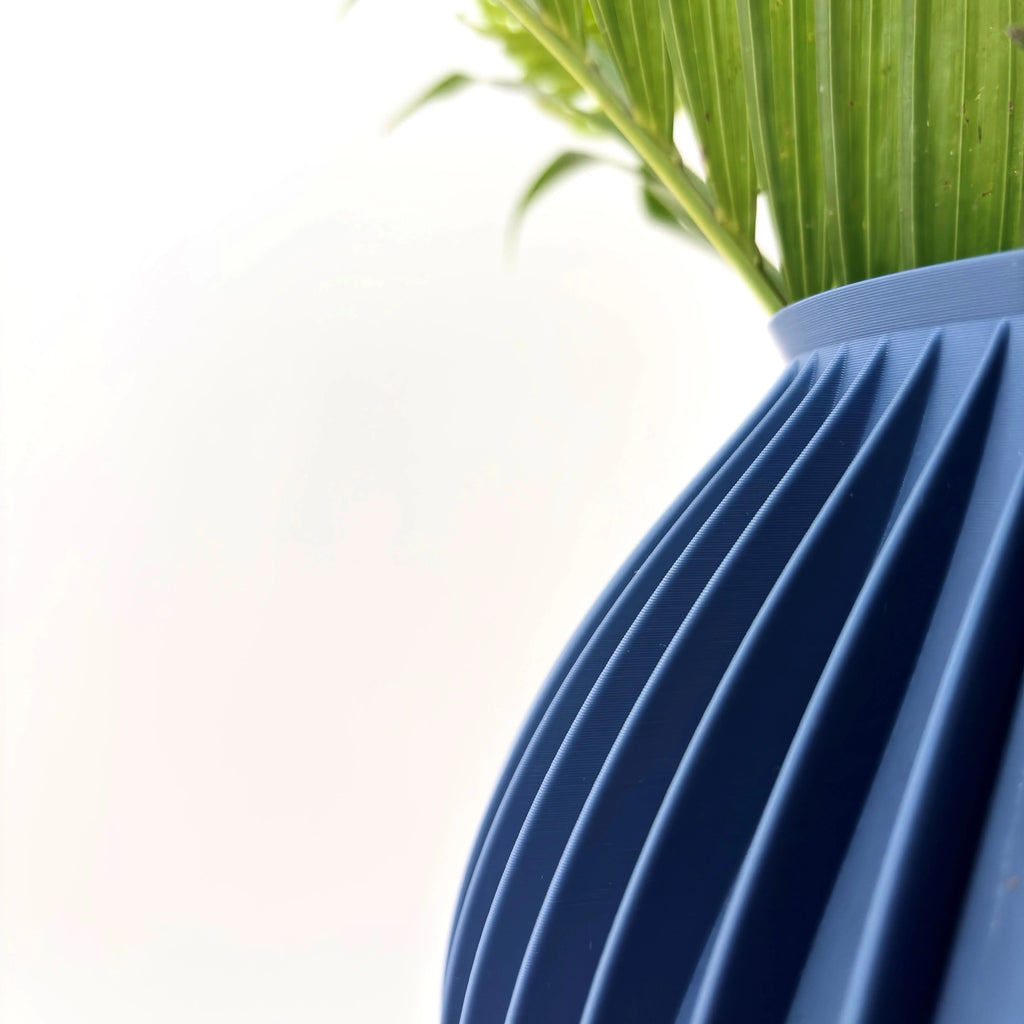 MOON Vase
