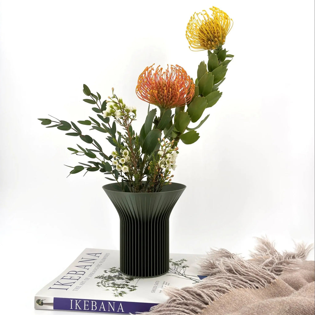 LOTUS Vase Large