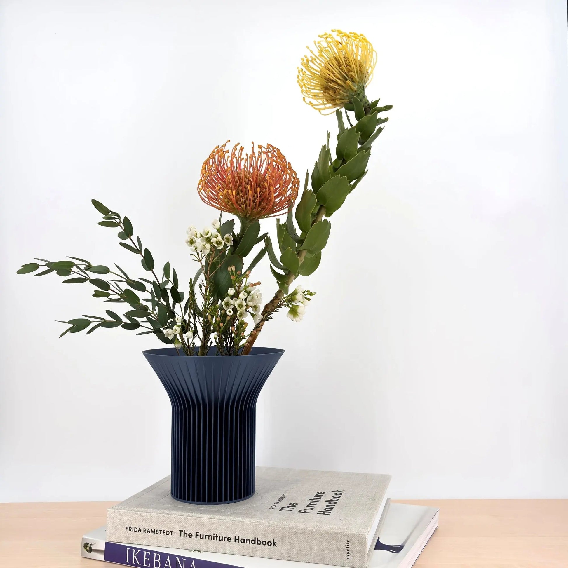LOTUS Vase Large